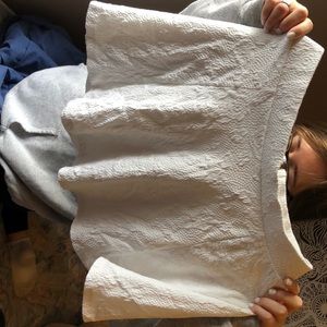 White flora fabric skirt